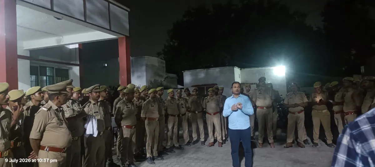 अभियान "पुलिस की दस्तक, अपराधी के घर तक" 335 हिस्ट्रीशीटरों के घर पहुंचीं 46 टीमें