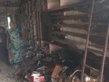 Image: Azamgarh: Massive fire in footwear shop due to short circuit in Chandpatti market, goods worth more...