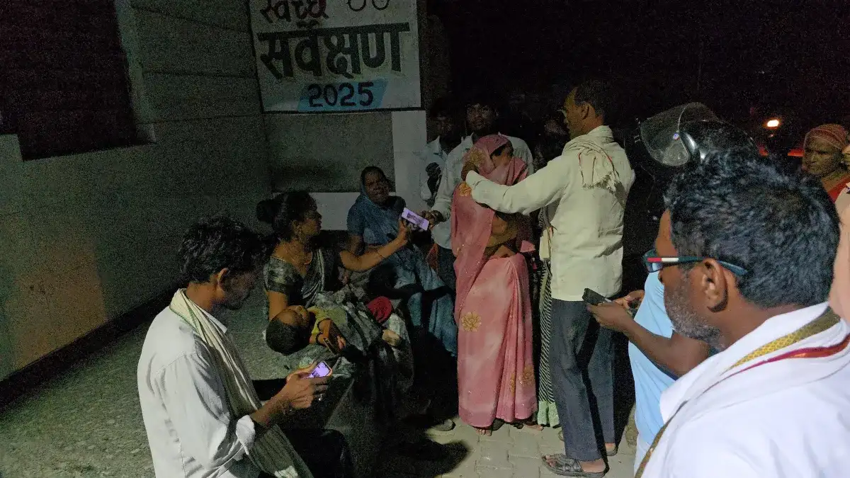 अतरौलिया। सर्पदंश से ढाई वर्षीय मासूम की मौत, परिवार में मचा कोहराम।