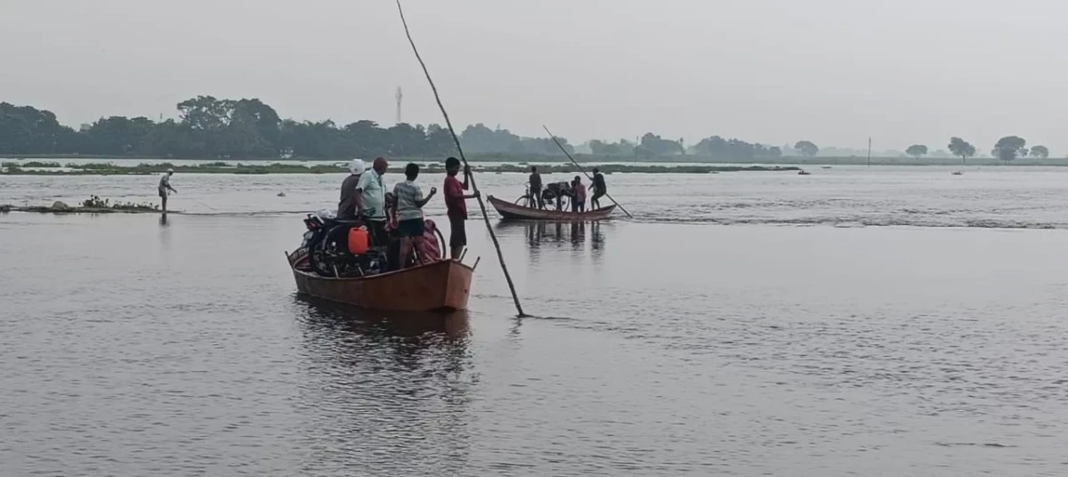देखें: बलहय ढल पर नबलग क हथ म नव क कमन बढ क बच यतरय क जदग स खलवड